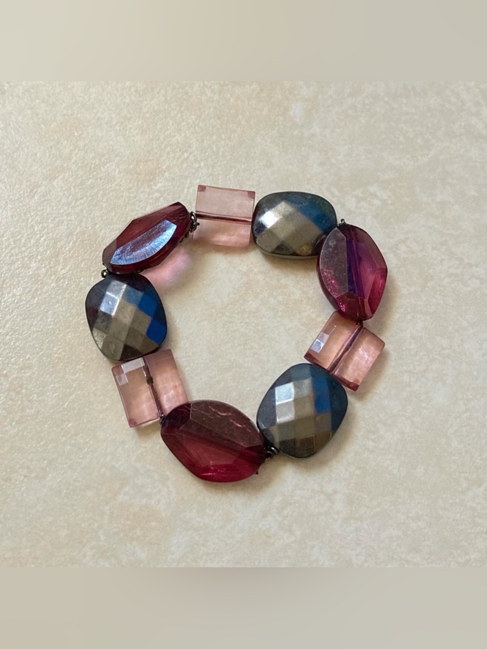 *BRAND NEW* Women’s Stylish Purple, Black, Pink Crystal Stones Stretchy Bracelet
